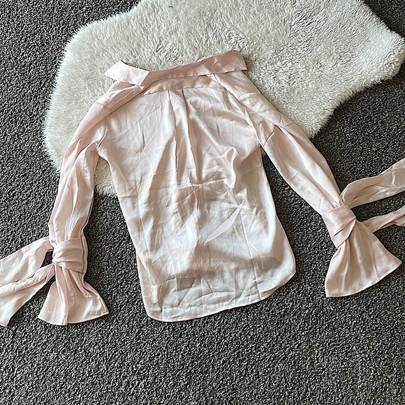 Banana Republic Gorgeous Satin Blouse - Picture 5 of 5